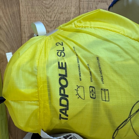 North Face Backing Gear (Super Light Tent / Multiple Sleeping Bags - Picture 2 of 6